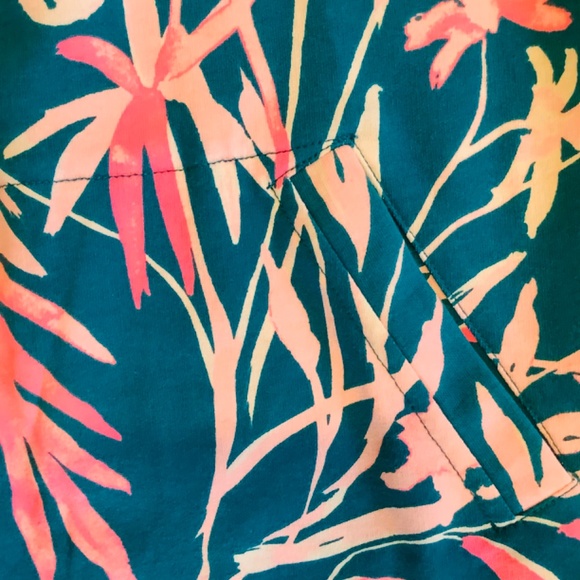 LILLY PULITZER POP OVER - Picture 4 of 4